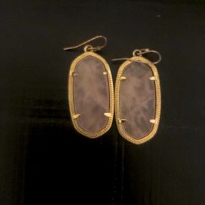 Kendra Scott light pink earrings